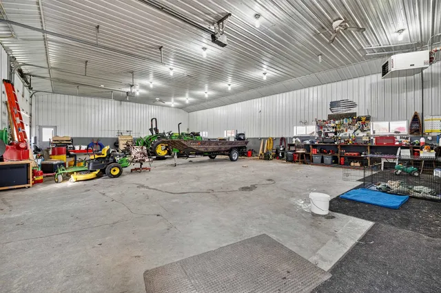 $720,000 | W8594 Hooyman Road, Shiocton, WI 54170