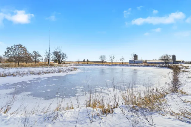 $720,000 | W8594 Hooyman Road, Shiocton, WI 54170