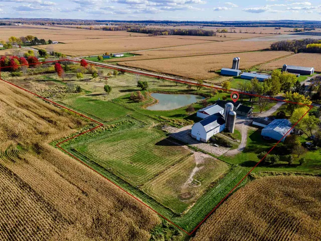 $720,000 | W8594 Hooyman Road, Shiocton, WI 54170