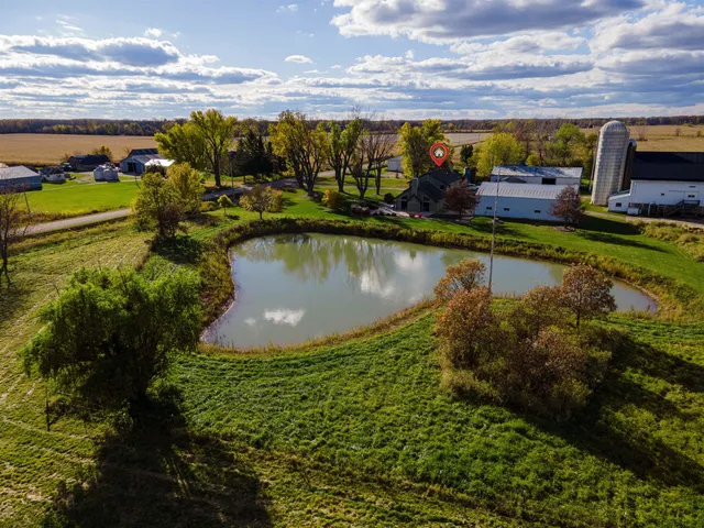 $720,000 | W8594 Hooyman Road, Shiocton, WI 54170