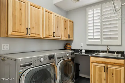 $774,900 | 5595 South Indigo Drive, Gold Canyon, AZ 85118