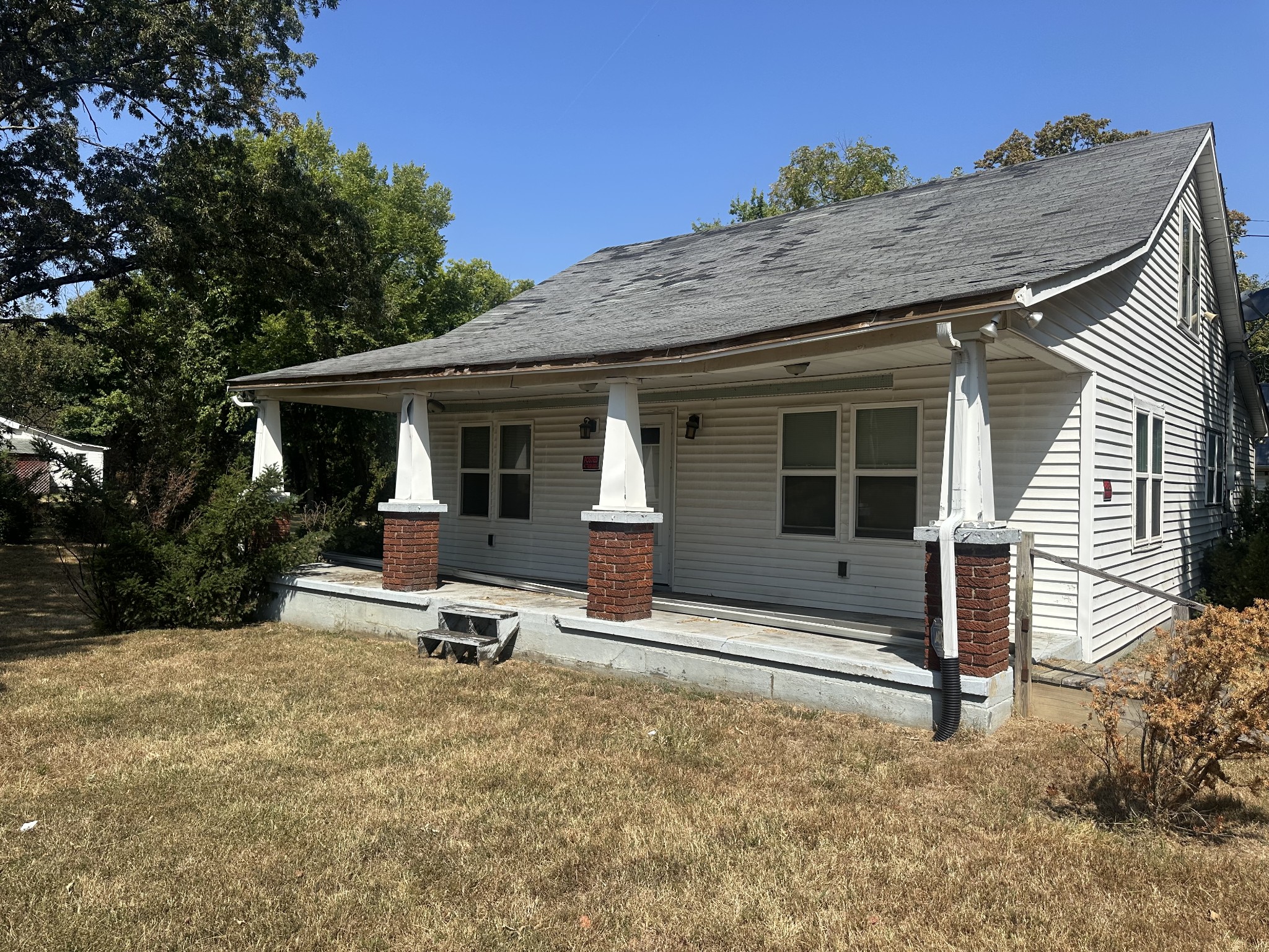 575 Dover Road Clarksville, TN 37042 - Photo 3 of 25 Gallery Image 3