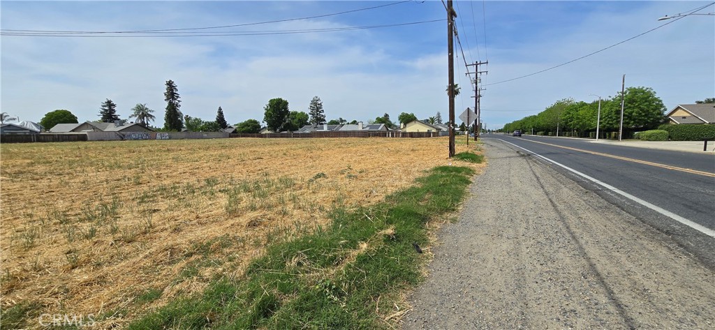 0 West Inyo Avenue Tulare, CA 93274 - Photo 9 of 24 a view of a lake