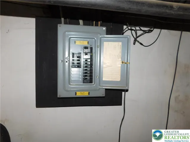 $159,800 | 233 Greenwich Street, Kutztown, PA 19530