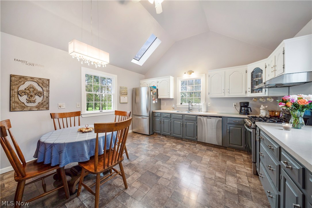 15389 Hemlock Point Road Chagrin Falls, OH 44022 - Photo 7 of 23