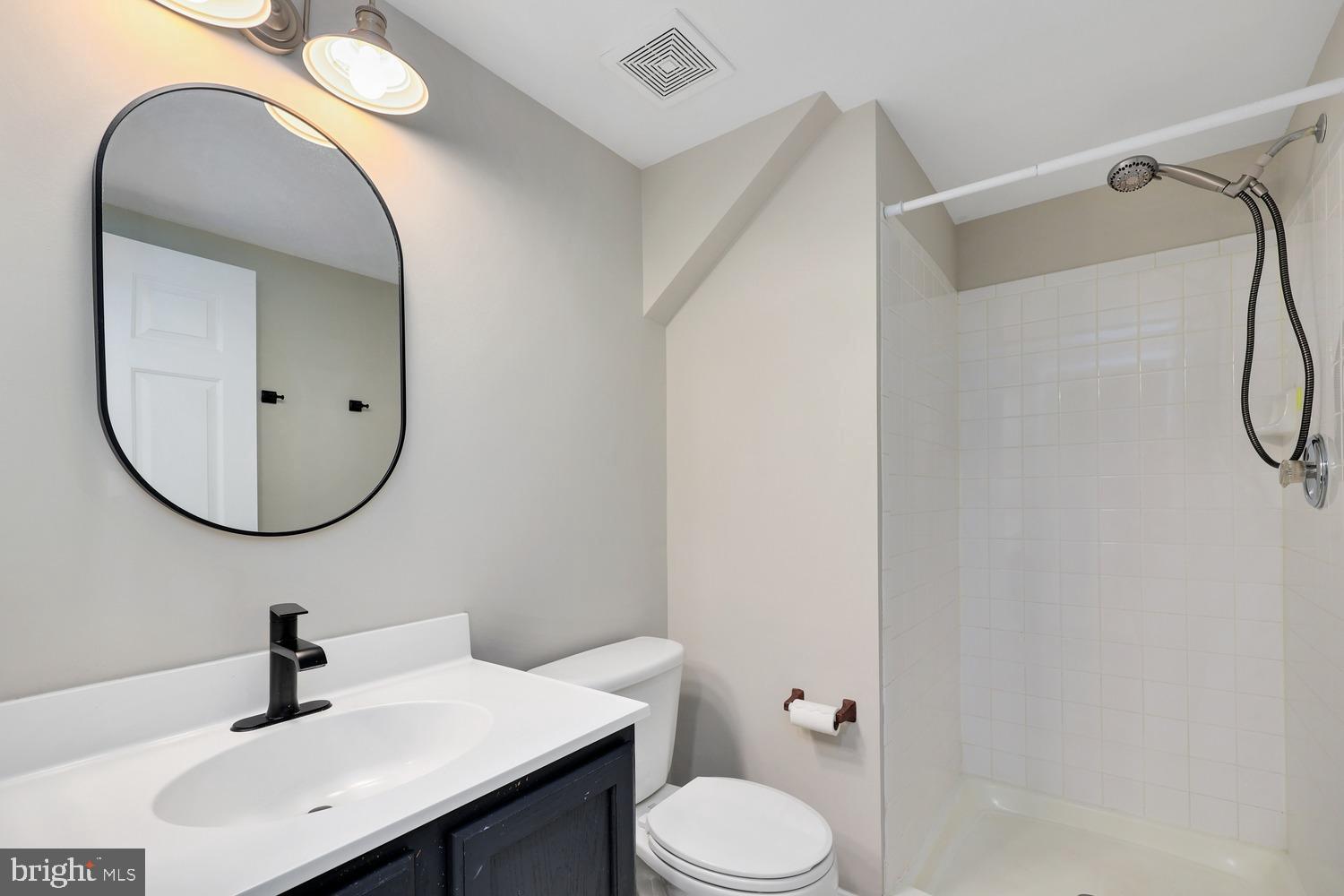 6729 Stone Maple Terrace Centreville, VA 20121 - Photo 16 of 37