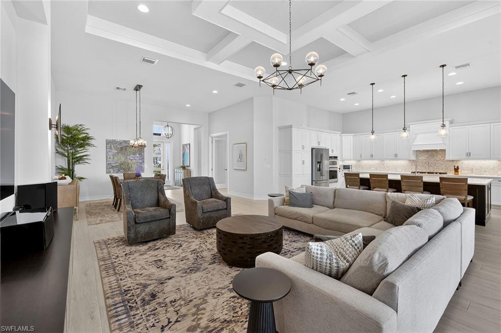 3169 Capistrano Lane Naples, FL 34114 - Photo 6 of 49