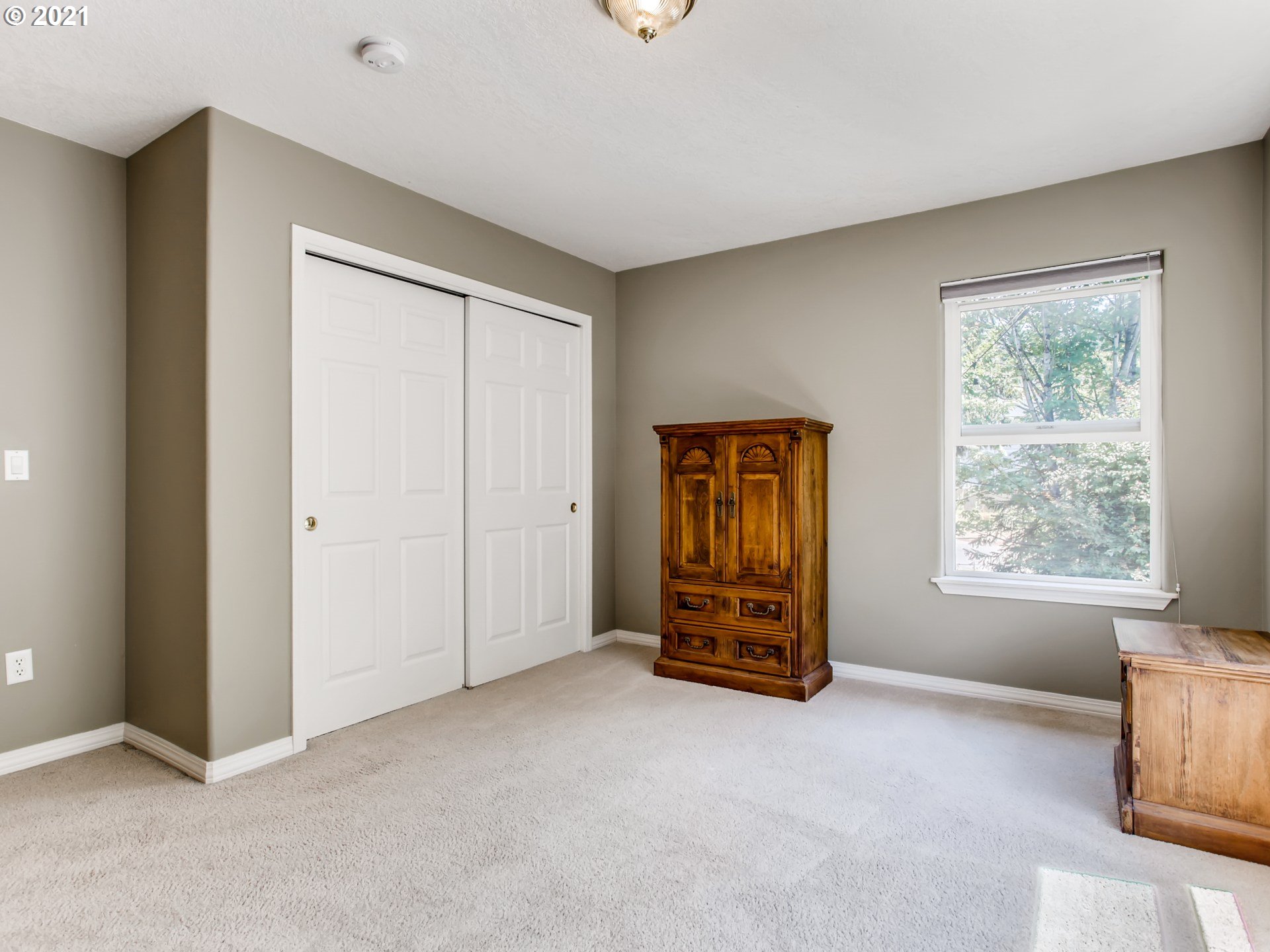 9543 Southwest Spring Crest Drive Portland, OR 97225 - Photo 23 of 31 Gallery Image 23