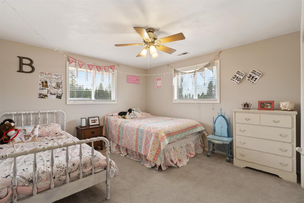 20315 North Yale Road Colbert, WA 99005 - Photo 16 of 35