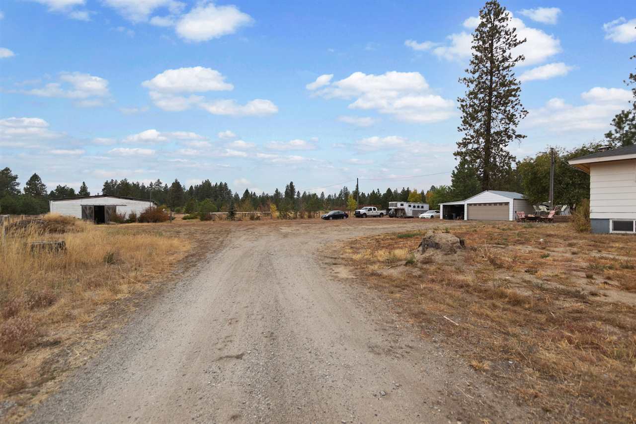 20315 North Yale Road Colbert, WA 99005 - Photo 33 of 35