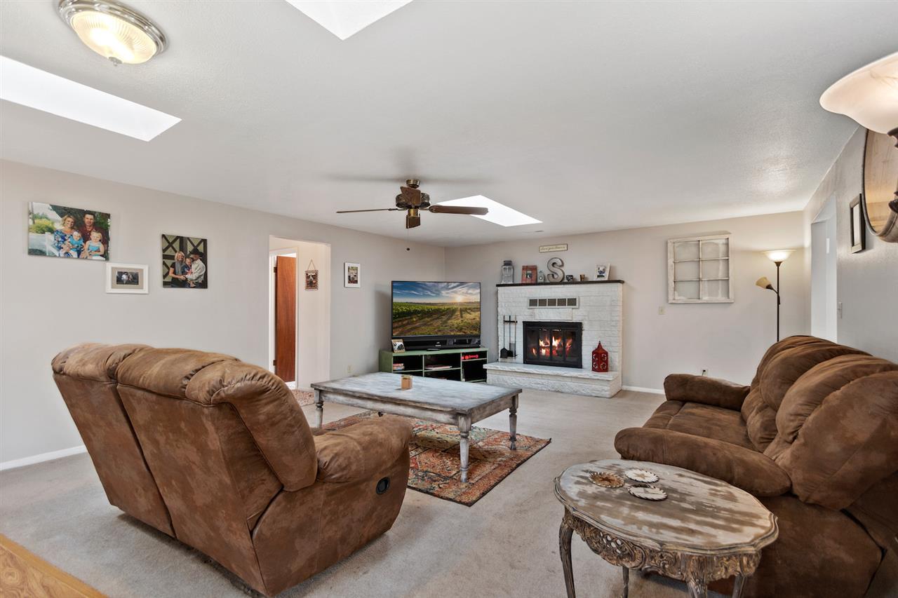 20315 North Yale Road Colbert, WA 99005 - Photo 6 of 35