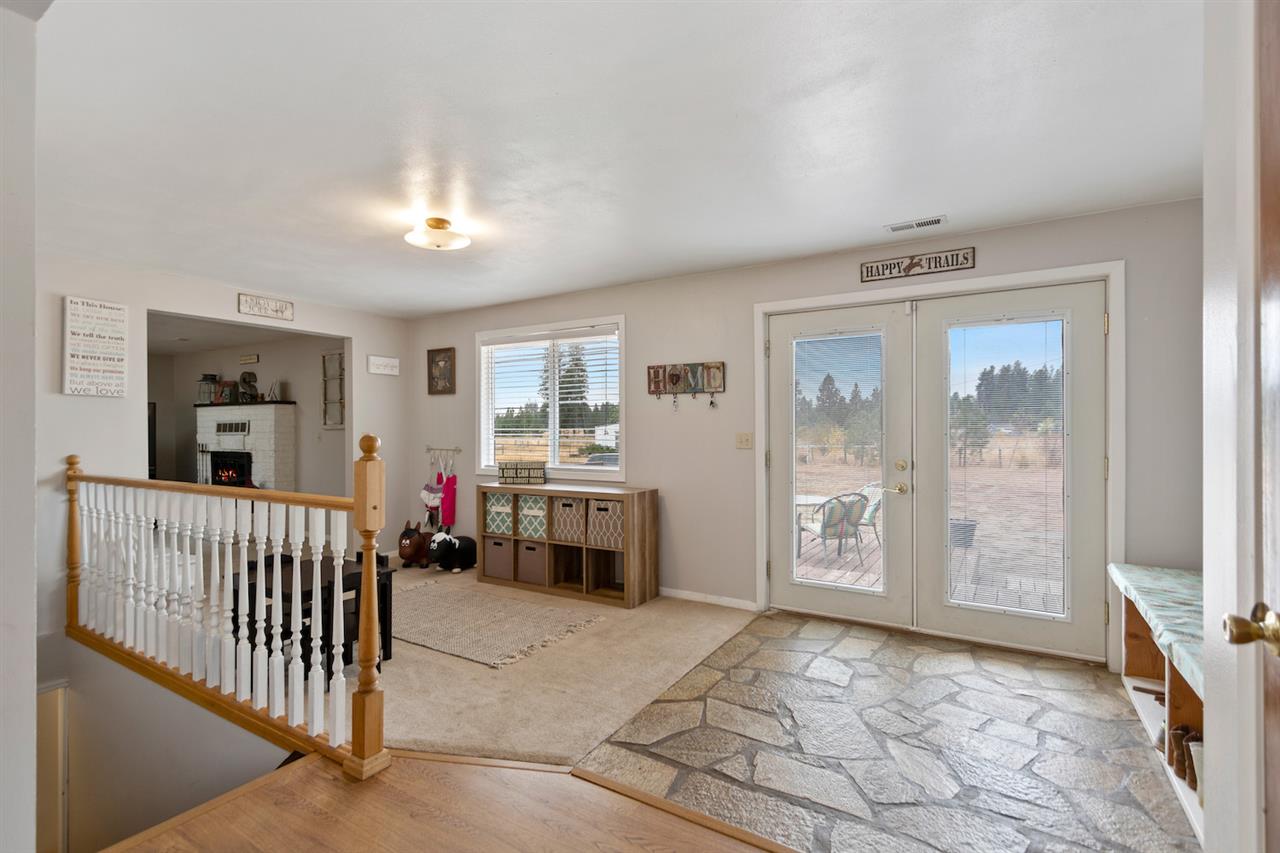20315 North Yale Road Colbert, WA 99005 - Photo 9 of 35