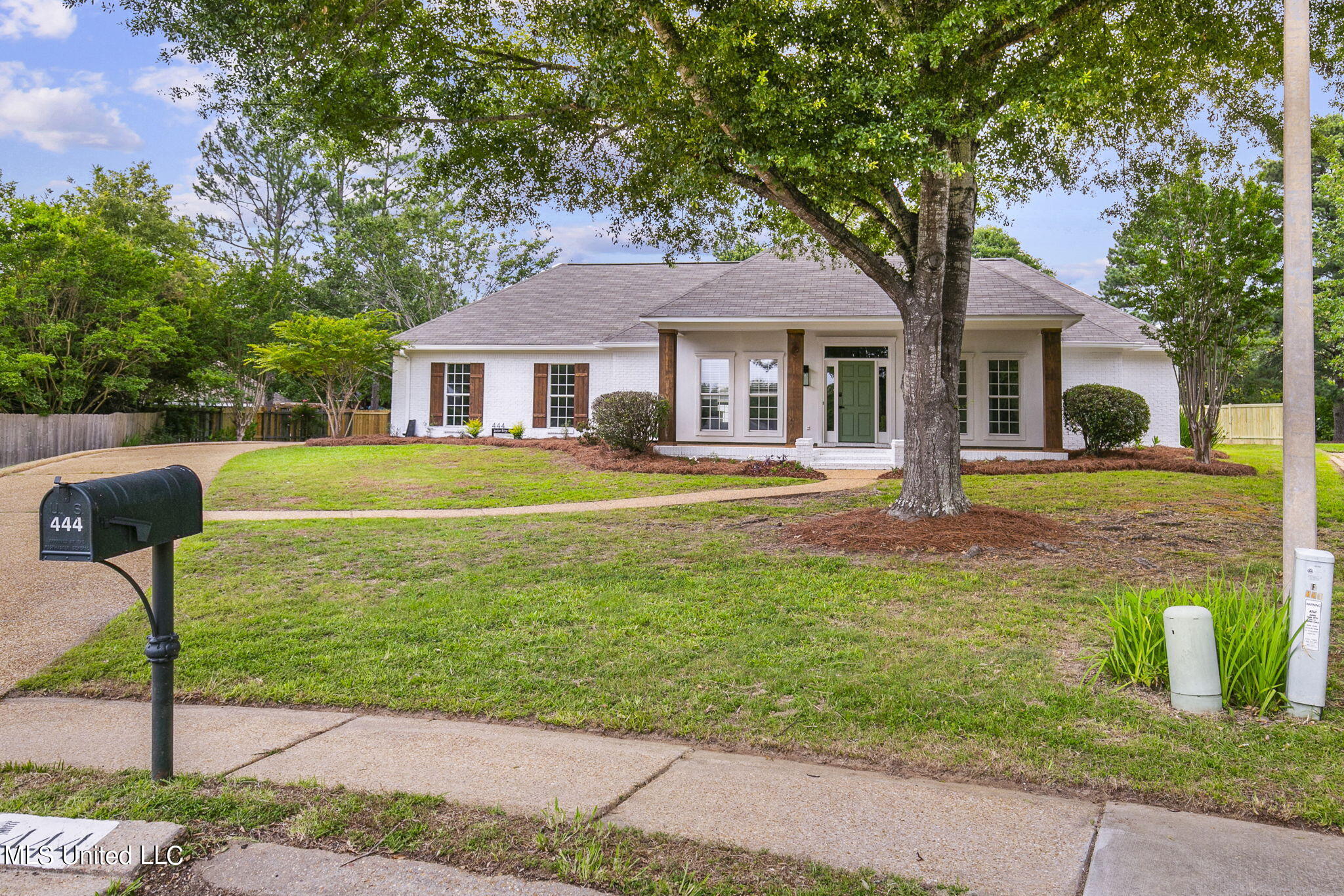 444 Jordan Ridge Place Madison, MS 39110 - Photo 4 of 90 2-web-or-mls-444 Jordan Ridge-2