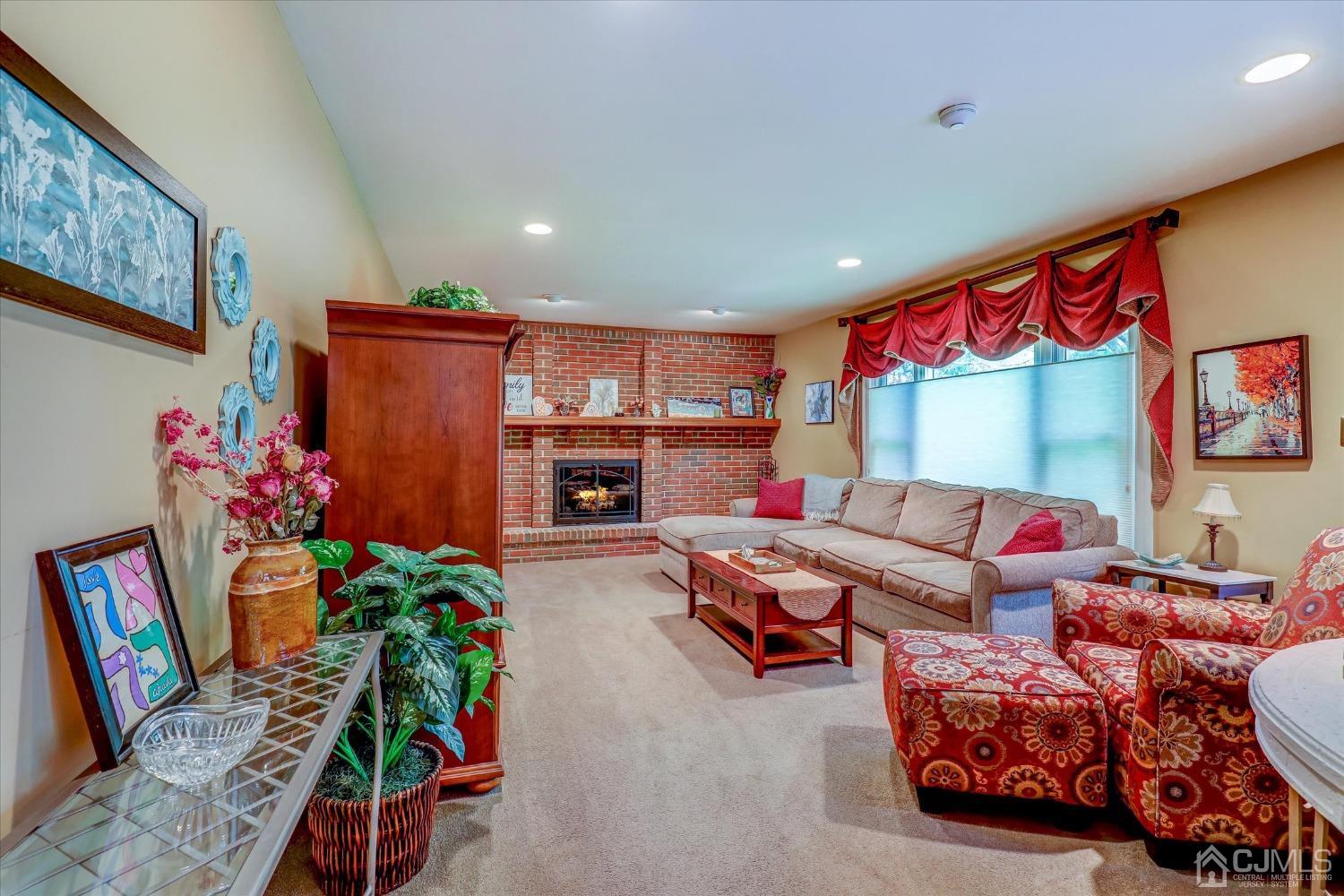 12 Pitt Road East Brunswick, NJ 08816 - Photo 10 of 42 Gallery Image 10