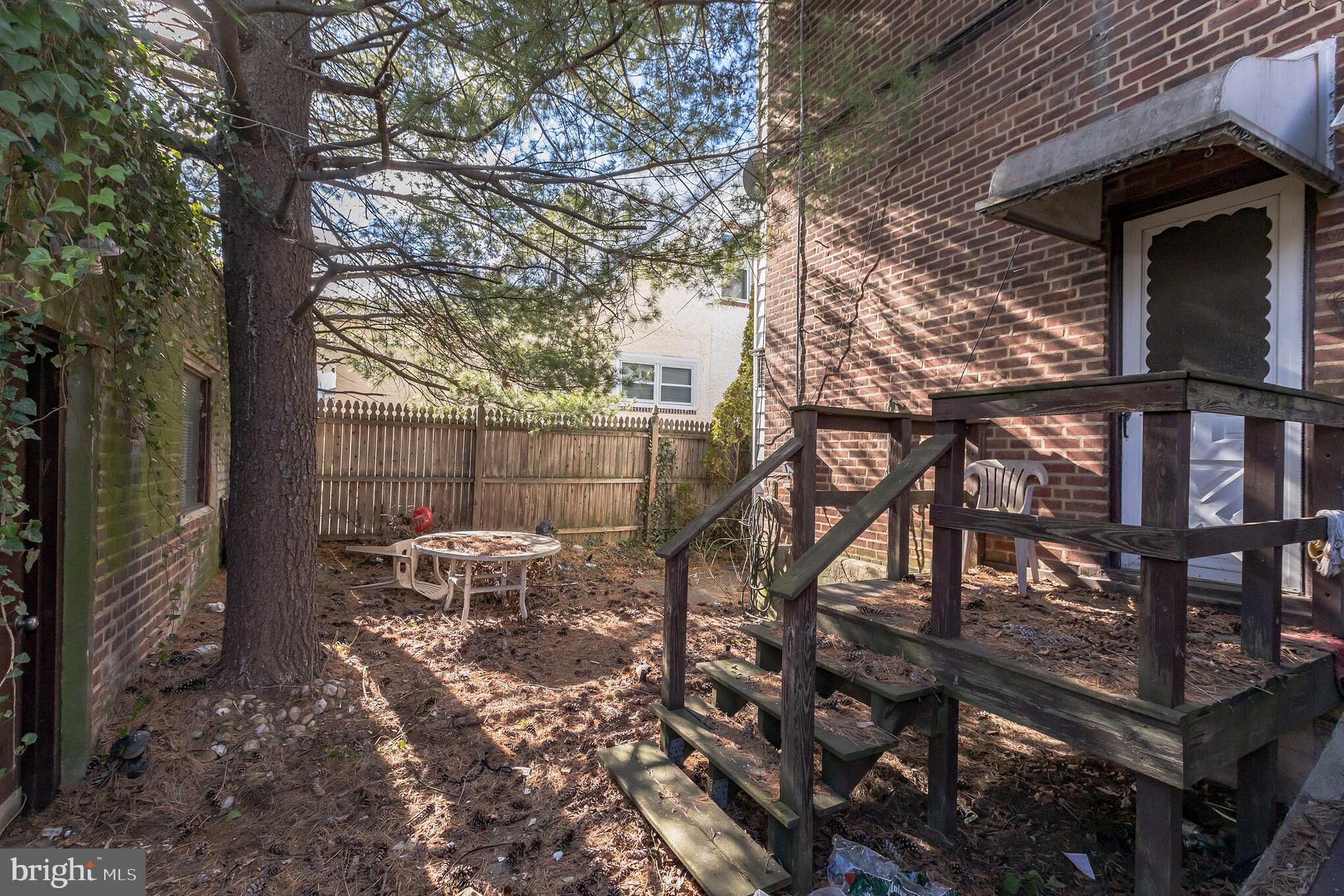 5441 Rising Sun Avenue Philadelphia, PA 19120 - Photo 16 of 17 Backyard
