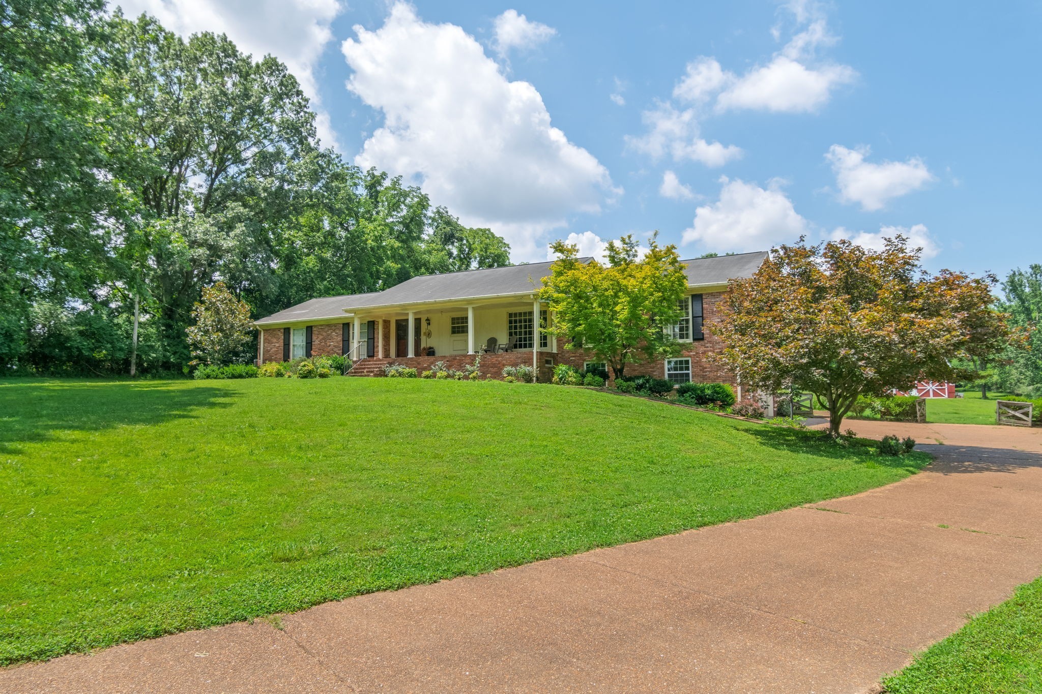 1740 Hudson Road Madison, TN 37115 - Photo 3 of 100 Gallery Image 3