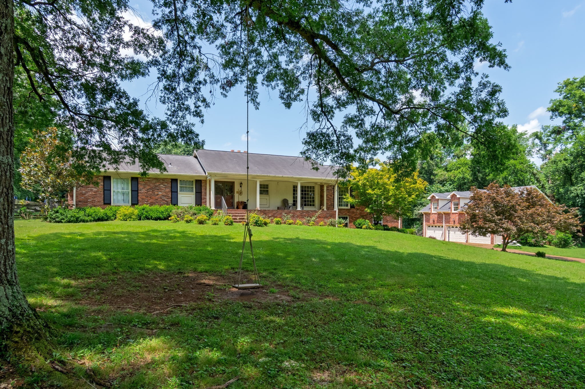 1740 Hudson Road Madison, TN 37115 - Photo 4 of 100 Gallery Image 4