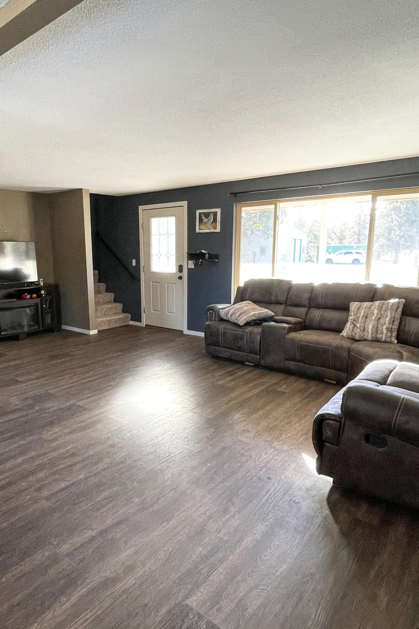 6452 Southwest Ferret Road Terrebonne, OR 97760 - Photo 14 of 22 Living Room
