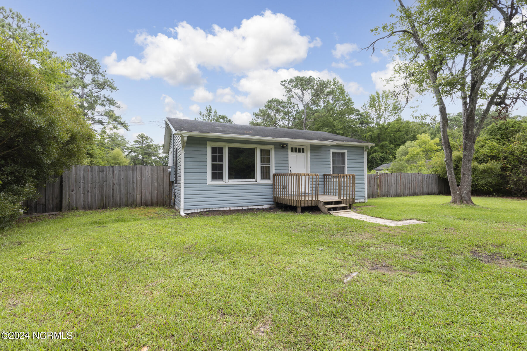 712 High Hill Road Jacksonville, NC 28540 - Photo 3 of 19 highhill-3