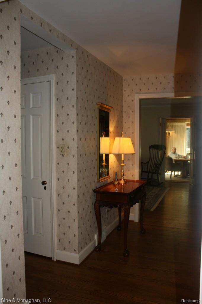63 Cambridge Road Grosse Pointe, MI 48236 - Photo 20 of 34 IMG_7846.jpg