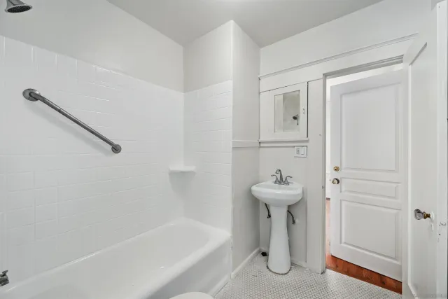 $3,900 | 3526 Georgia Street, San Diego, CA 92103