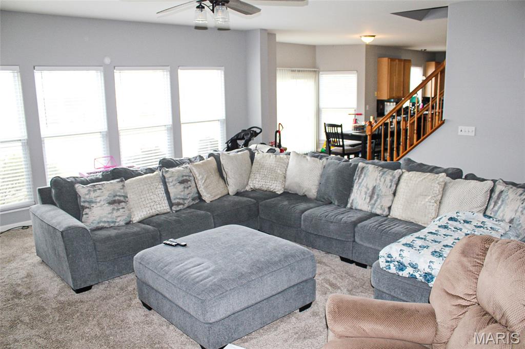 32 Wolverton Court St. Charles, MO 63301 - Photo 3 of 20