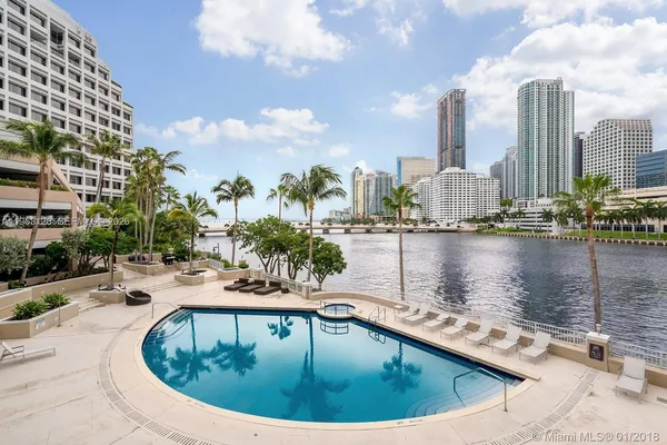 $4,950 | 701 Brickell Key Boulevard, Unit 2004, Miami, FL 33131