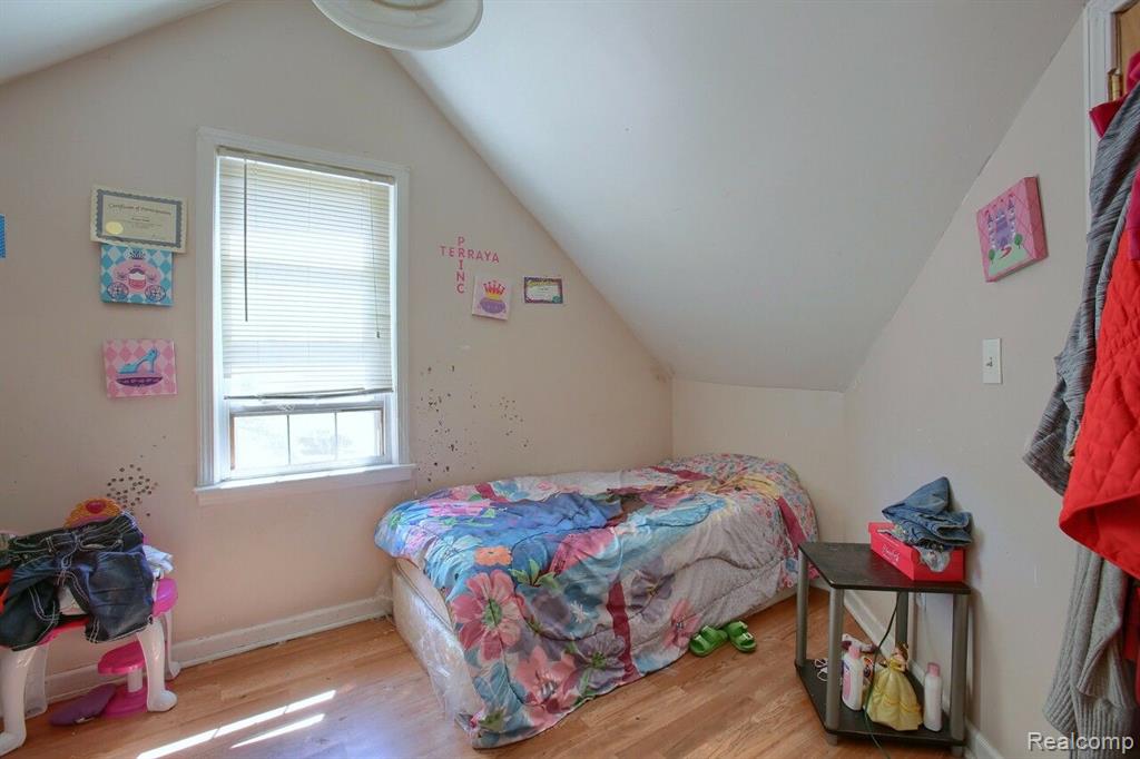 18847 Kelly Road Detroit, MI 48224 - Photo 19 of 24