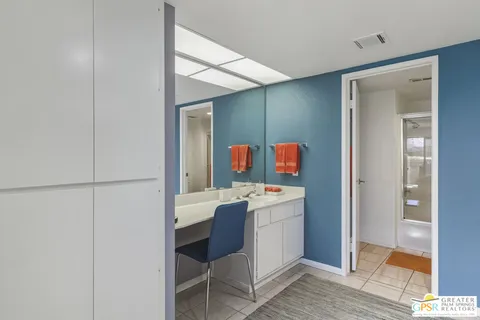 $415,000 | 500 South Farrell Drive, Unit M79, Palm Springs, CA 92264