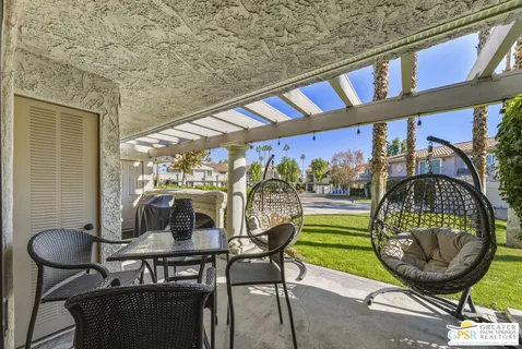 $415,000 | 500 South Farrell Drive, Unit M79, Palm Springs, CA 92264