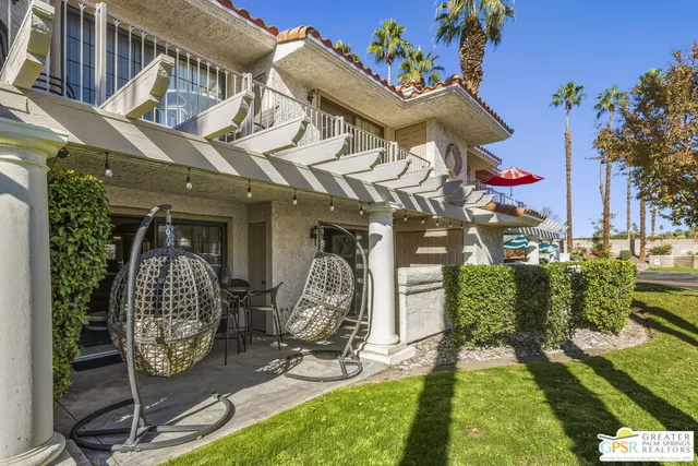 $405,000 | 500 South Farrell Drive, Unit M79, Palm Springs, CA 92264