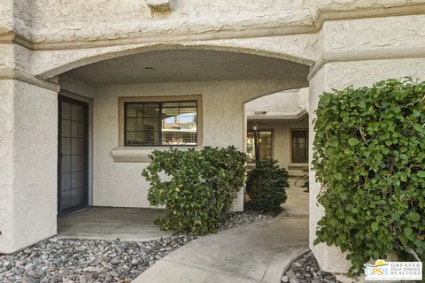$415,000 | 500 South Farrell Drive, Unit M79, Palm Springs, CA 92264