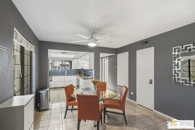 $405,000 | 500 South Farrell Drive, Unit M79, Palm Springs, CA 92264