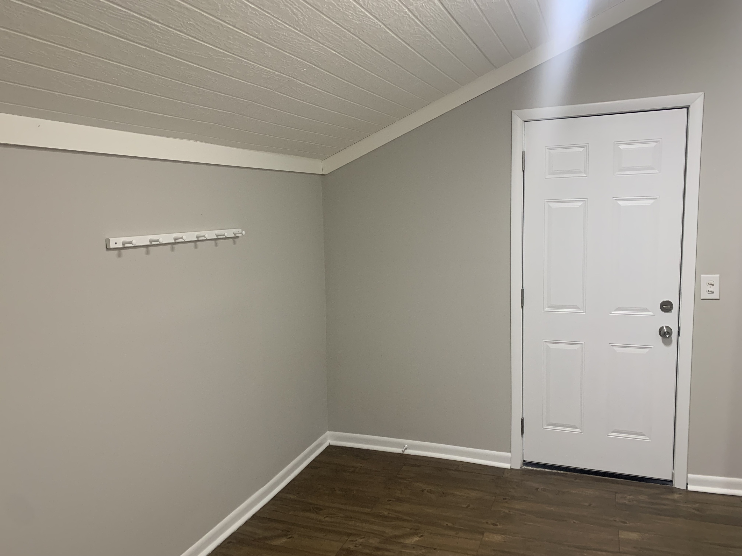 734 Reed Street Columbus, IN 47201 - Photo 9 of 10 Gallery Image 9