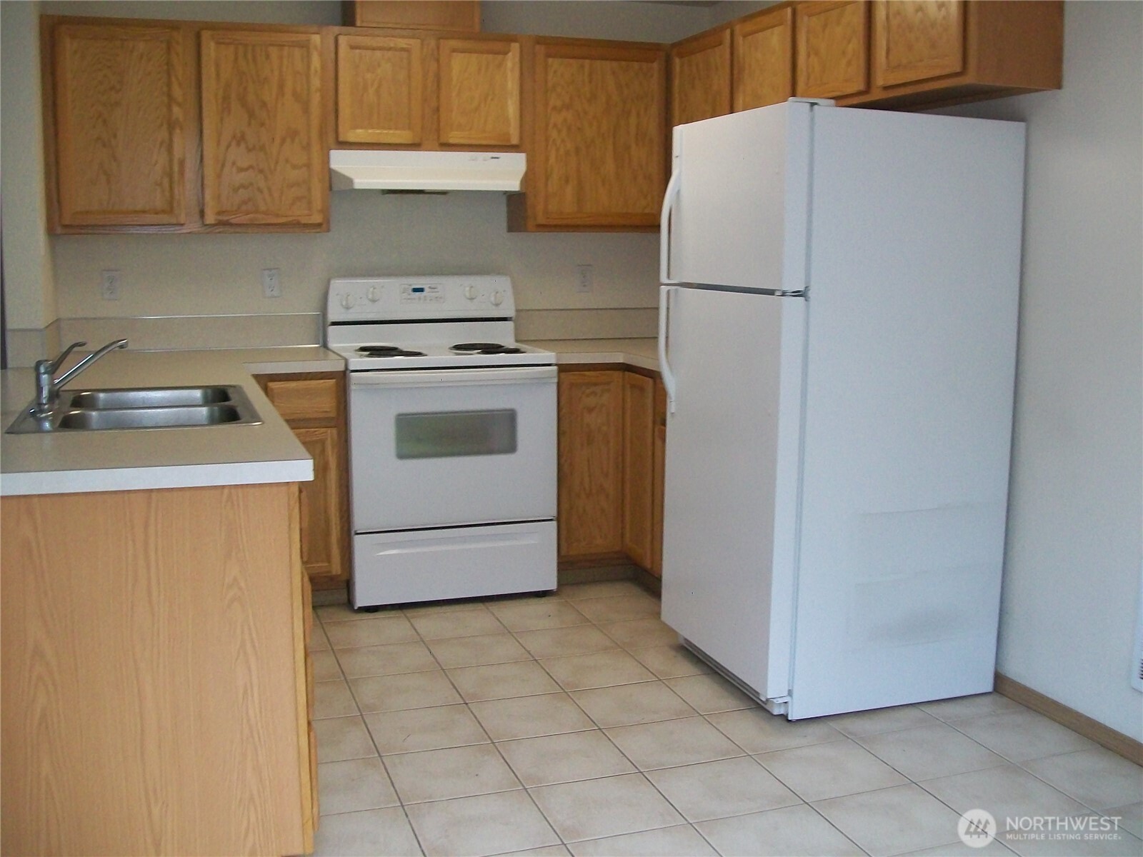 1116 Golf Club Road Southeast, Unit B Lacey, WA 98503 - Photo 4 of 8
