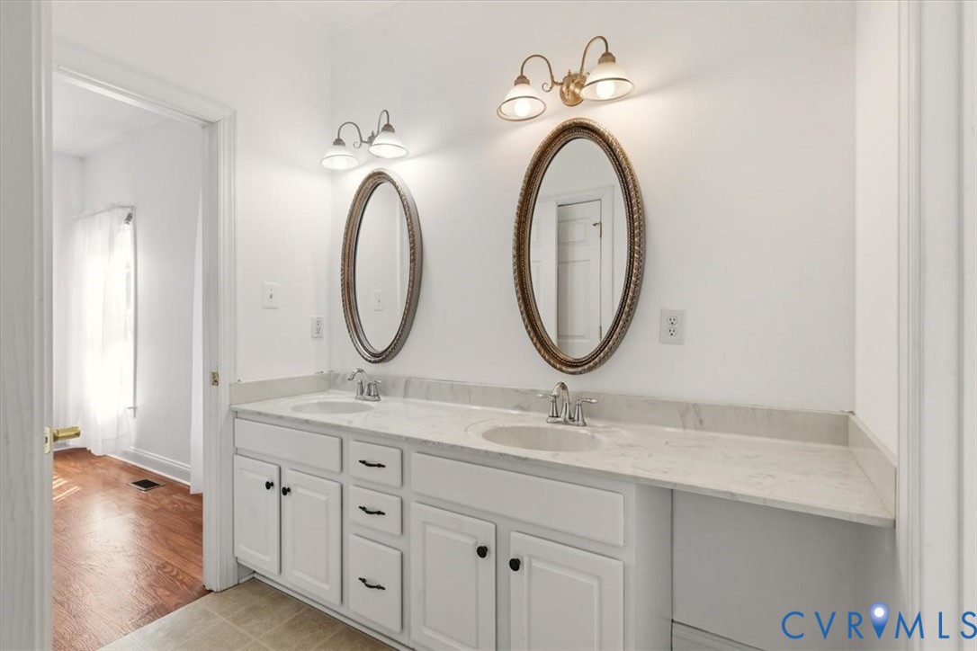 13006 Hensley Road Midlothian, VA 23112 - Photo 34 of 58