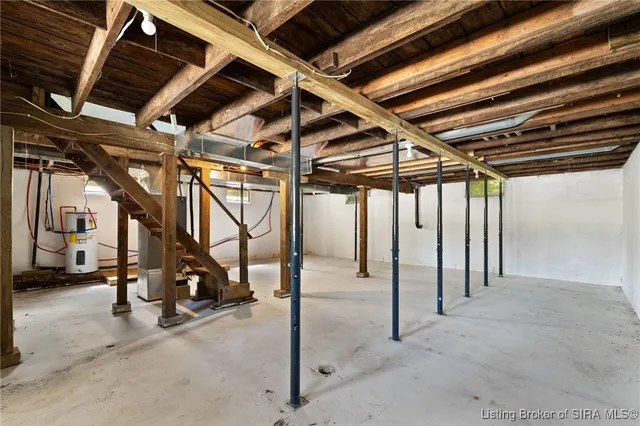 $214,800 | 4825 East County Road 725 South, Hardinsburg, IN 47125