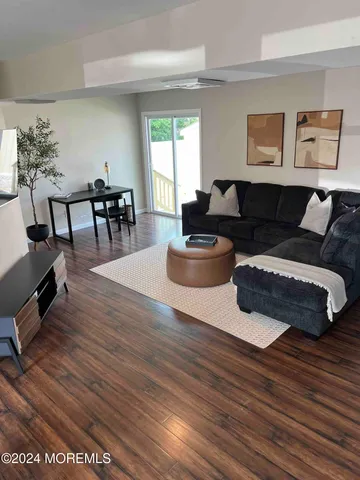 $4,000 | 556 Mark Drive, Brick, NJ 08723