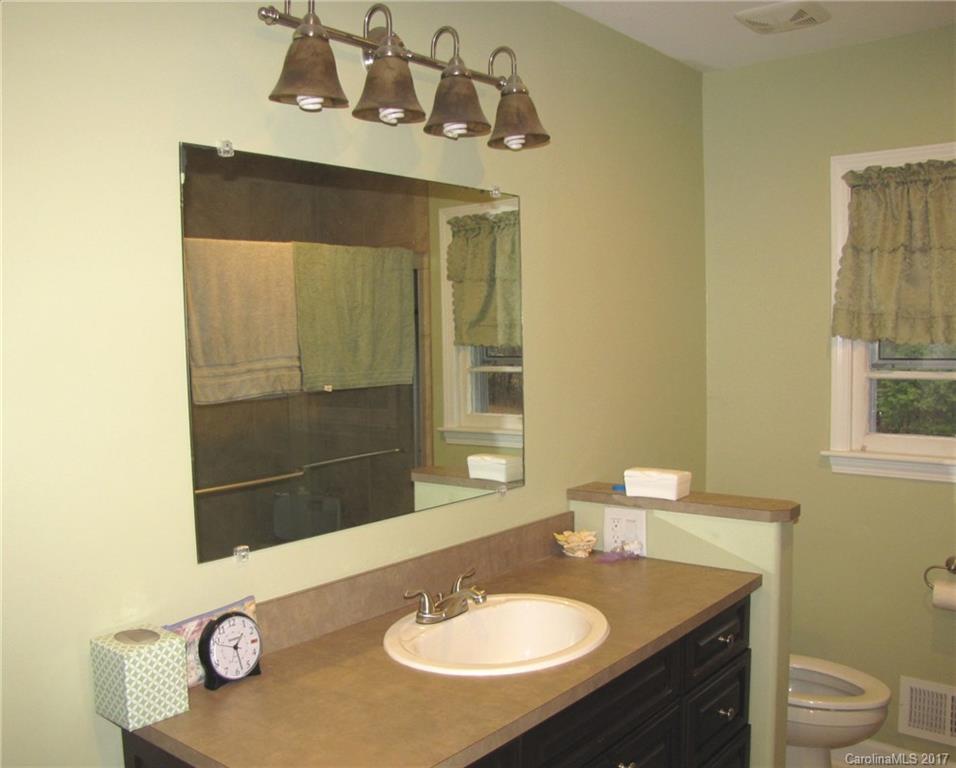 9806 Van Wyck Road Lancaster, SC 29720 - Photo 10 of 14 Gallery Image 10