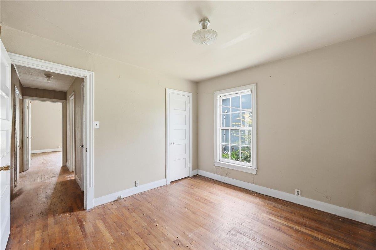 550 24th Street Beaumont, TX 77706 - Photo 16 of 19