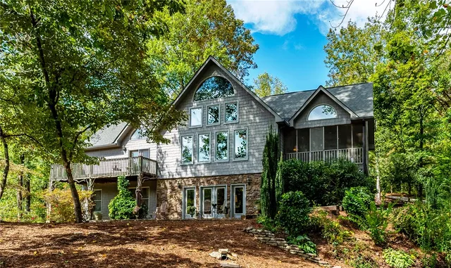 $1,250,000 | 2111 Moorefield Memorial Highway, Pickens, SC 29671