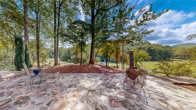 $1,250,000 | 2111 Moorefield Memorial Highway, Pickens, SC 29671