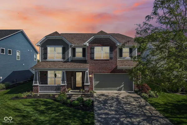 $369,900 | 1334 Old Heritage Place, Greenwood, IN 46143