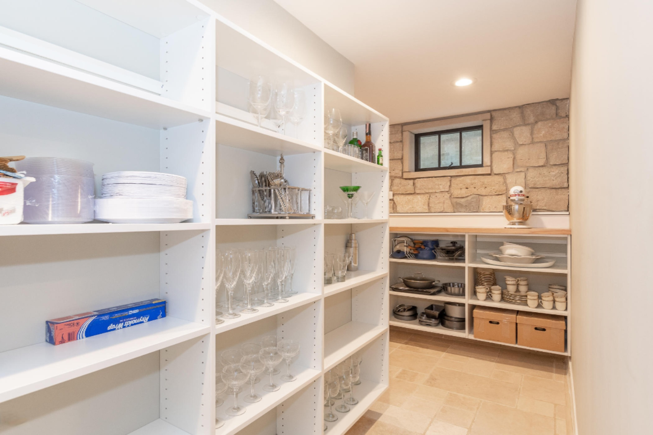 1150 Long Road Kalamazoo, MI 49008 - Photo 46 of 52 Pantry