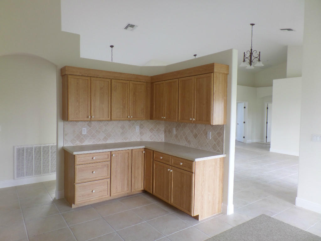 6340 Floyd Johnson Road Fort Pierce, FL 34947 - Photo 26 of 40 kitch3 - Copy