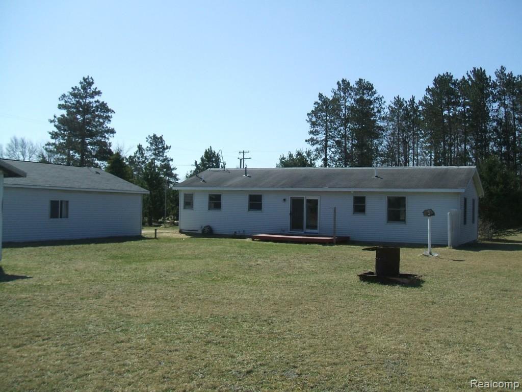 6034 West 5 Mile Road Grayling, MI 49738 - Photo 24 of 27 DSCF1137.jpg