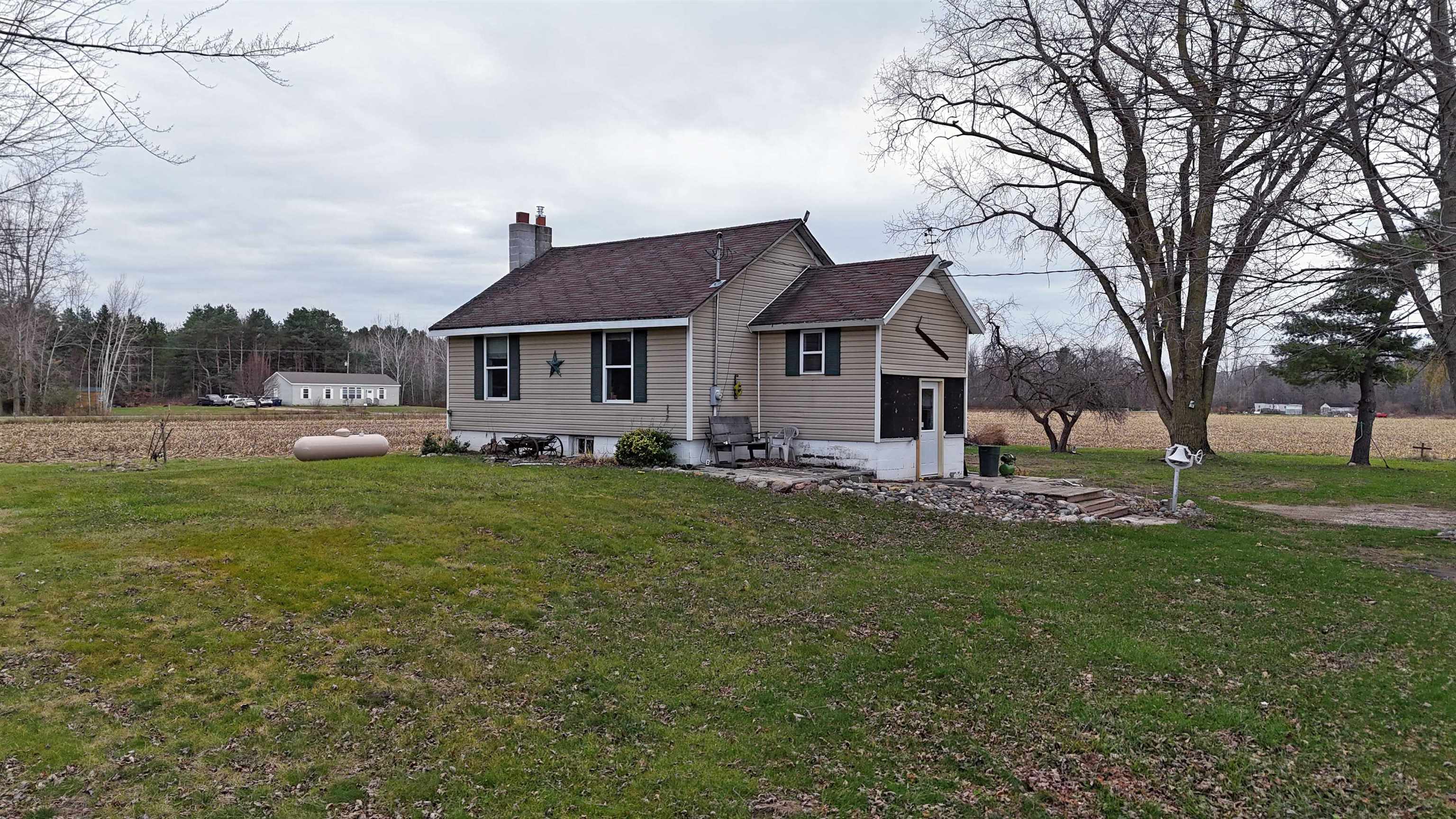 16942 Fowler Road Oakley, MI 48649 - Photo 3 of 19 50161461-6edd85a9-5e02-439e-a94f-ae4e6663ef15.JPG