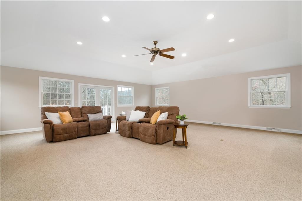 116 West Cruikshank Road Butler, PA 16002 - Photo 10 of 25 a living room with furniture and a window