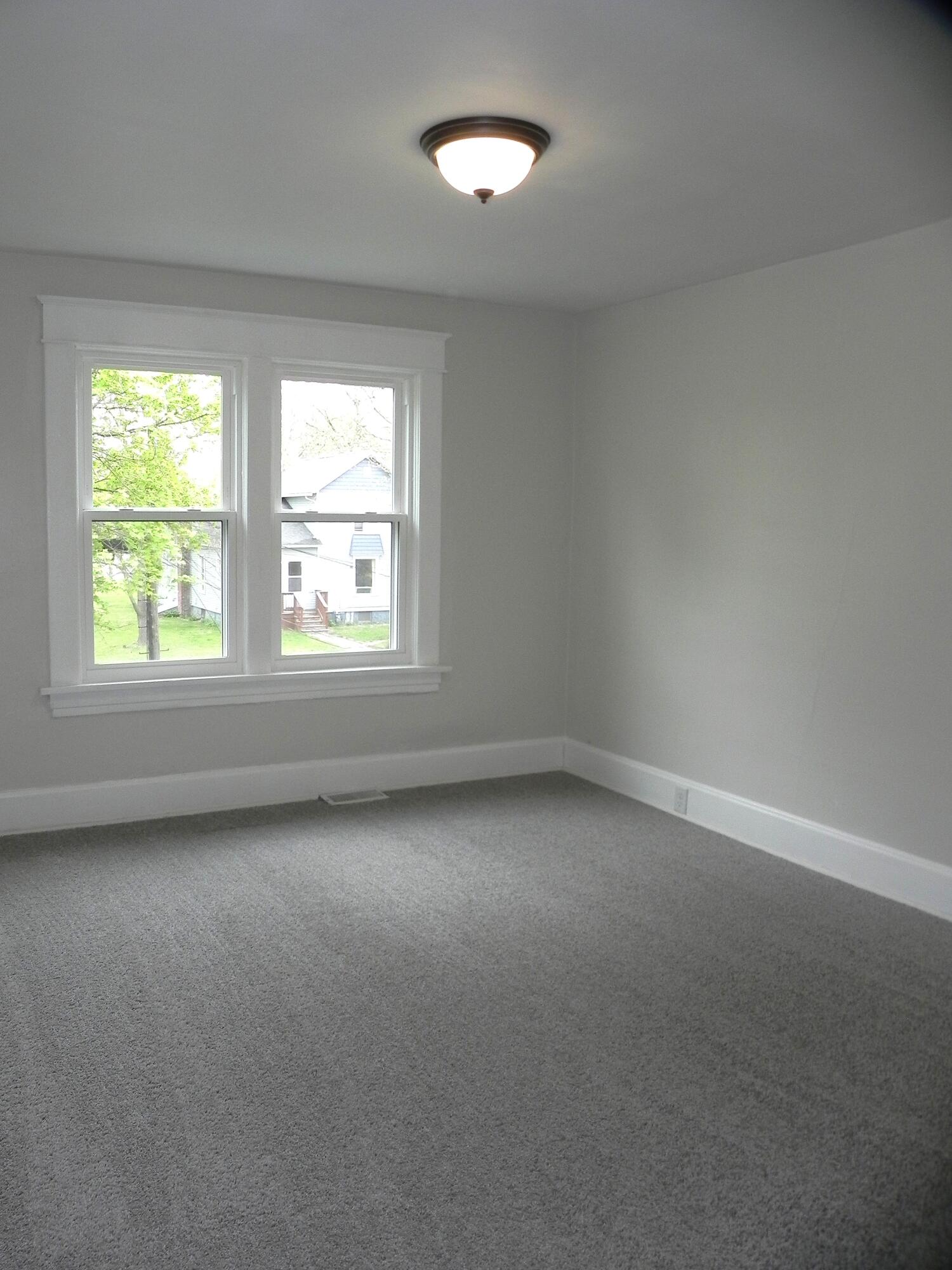 437 East Michigan Avenue Three Rivers, MI 49093 - Photo 17 of 31 DSCN1655