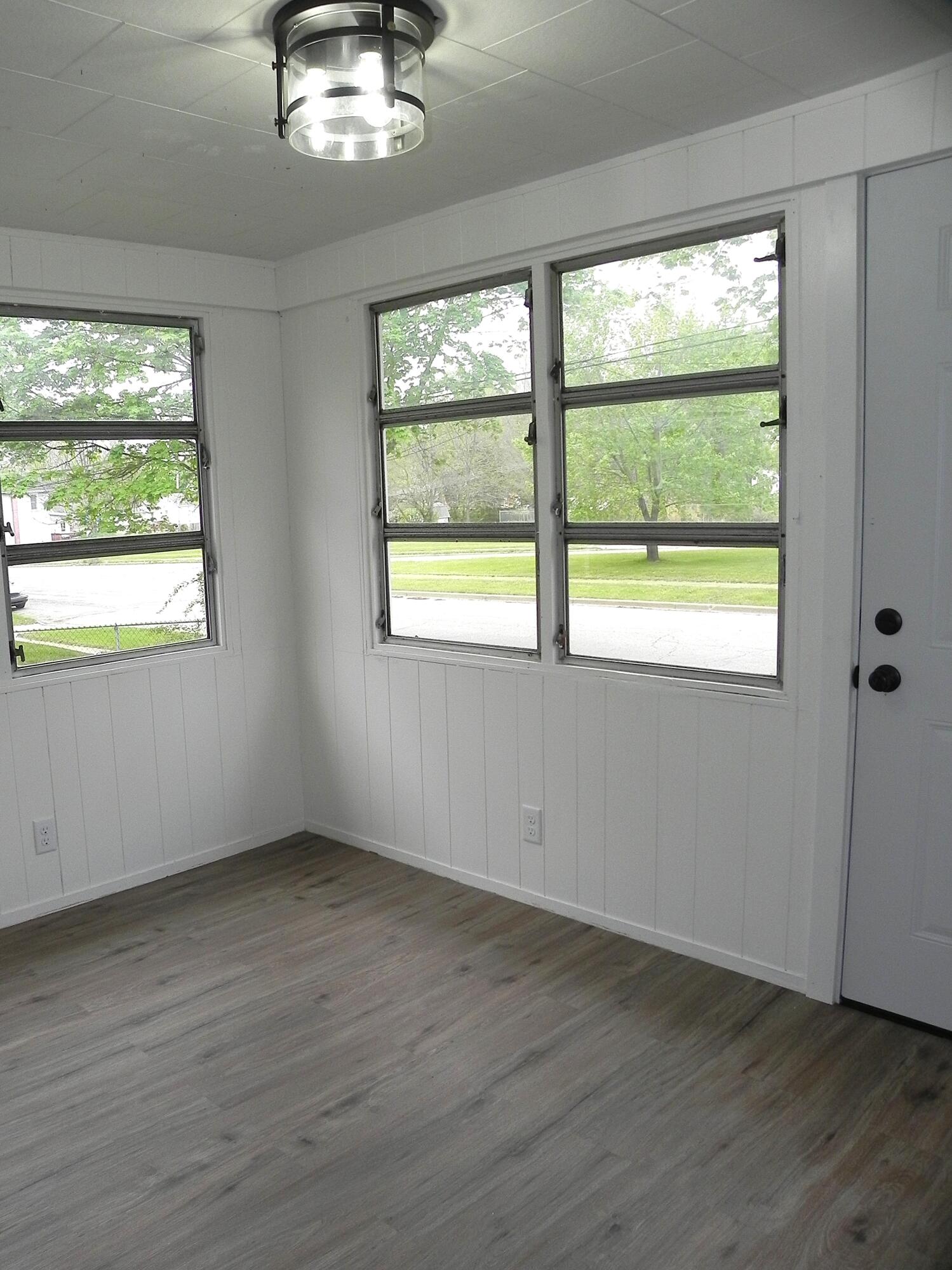 437 East Michigan Avenue Three Rivers, MI 49093 - Photo 21 of 31 DSCN1659